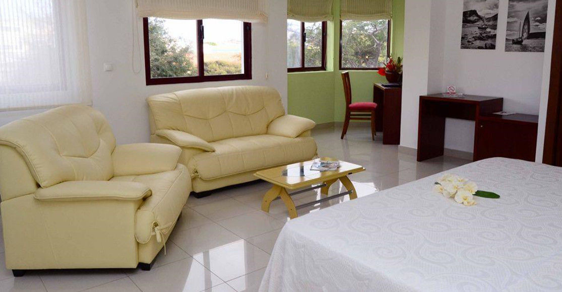 Hotel Livvo Don Paco Минделу Экстерьер фото